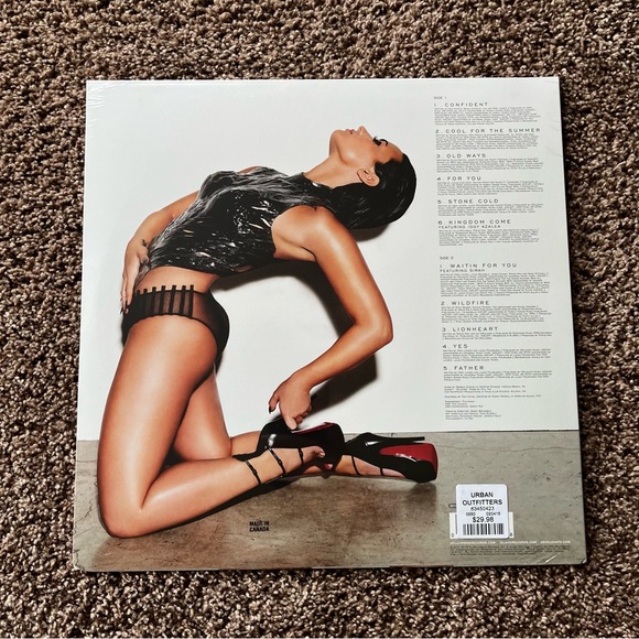 NEW Demi Lovato Confident Vinyl - Picture 4 of 5